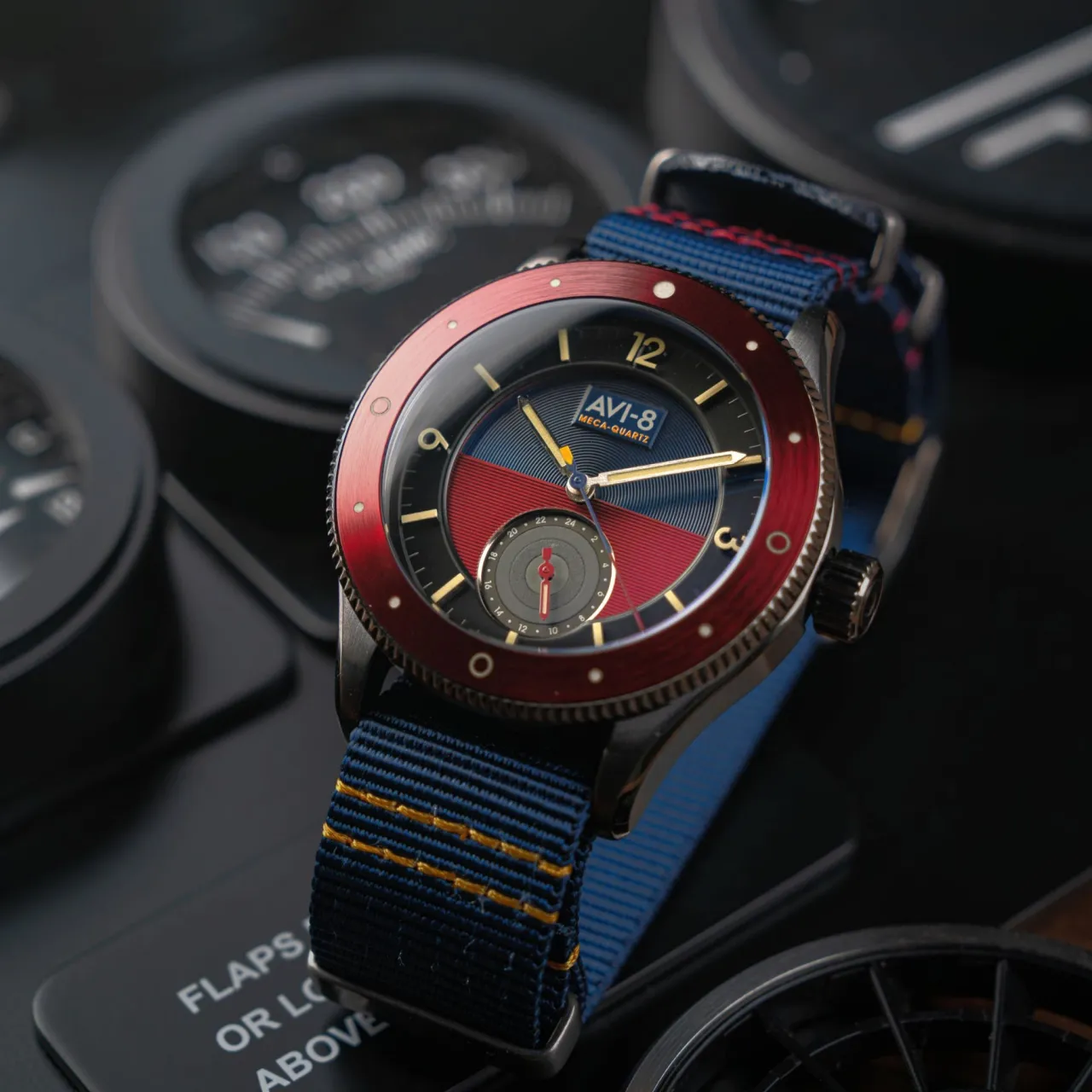 AVI-8 Flyboy Airmaster Sector Meca-Quartz Navy Blue AV411204 detay görseli 5