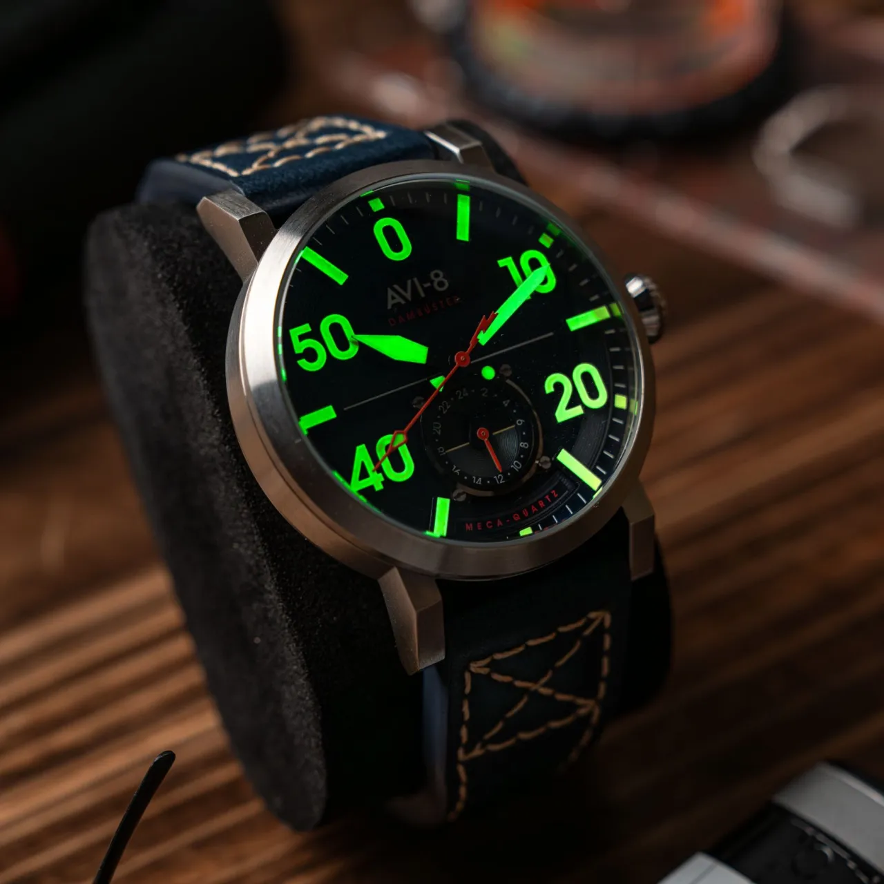 AVI-8 Dambuster Chadwick Meca-Quartz Cobalt Blue AV411301 detay görseli 3