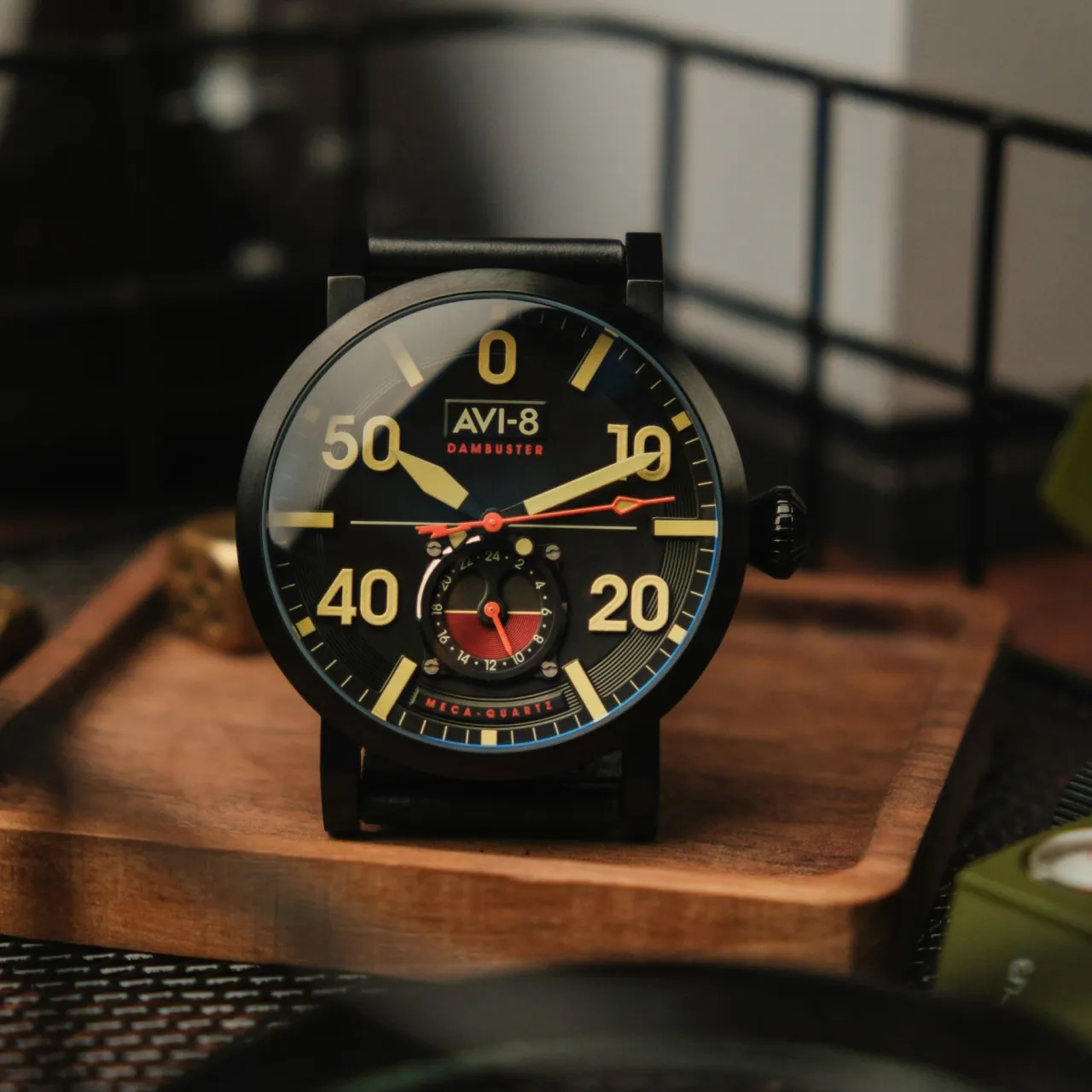 AVI-8 Dambuster Chadwick Meca-Quartz Black AV411303 detay görseli 4