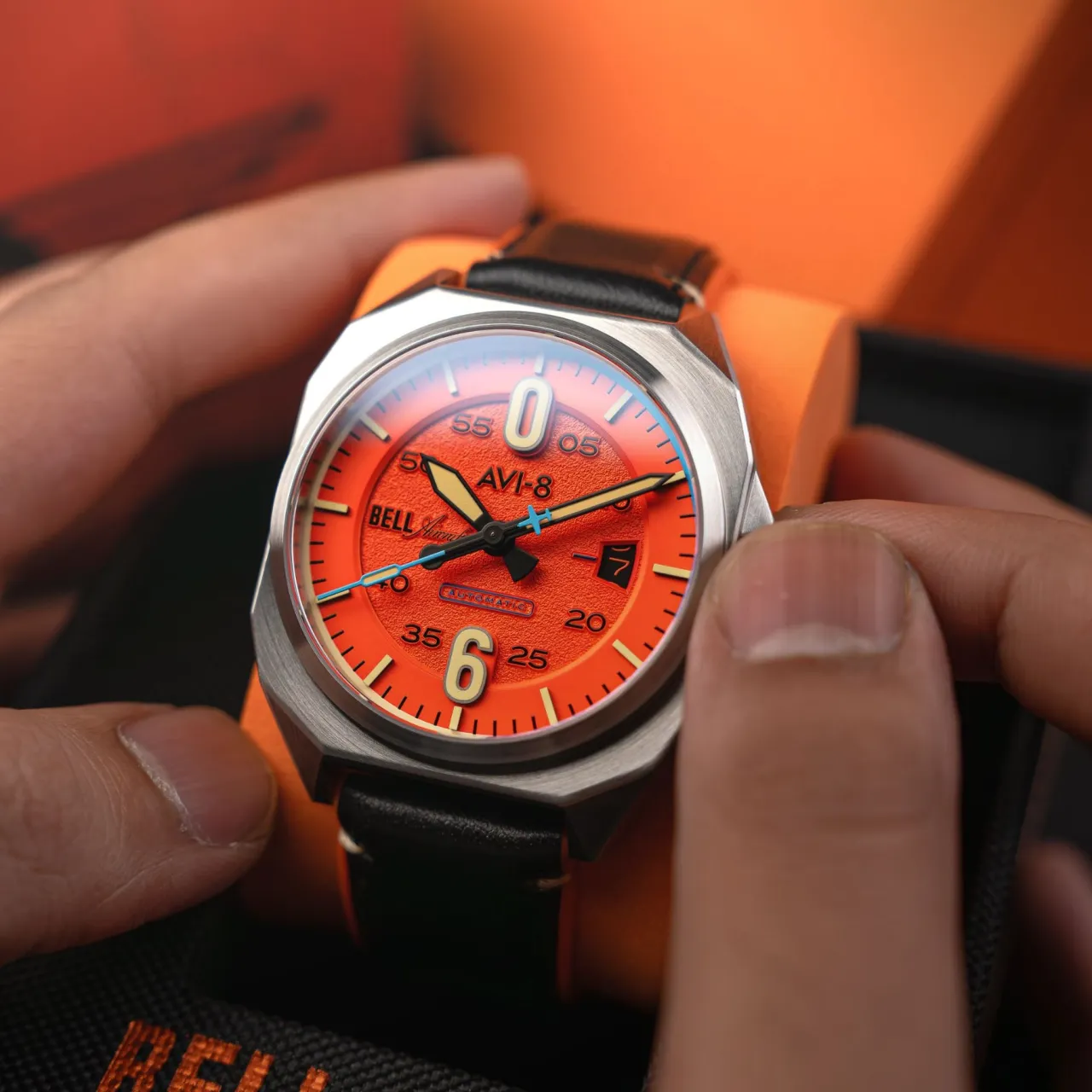 AVI-8 Bell X-1 Machbuster Automatic Retro Orange AV411502 detay görseli 5