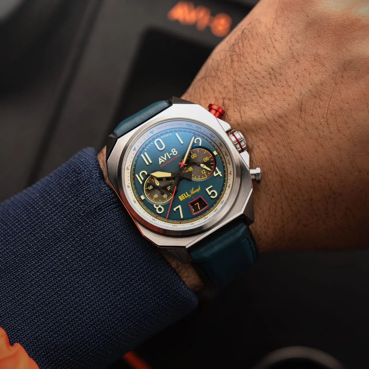 AVI-8 Bell X-1 Machbuster Chronograph Aviation Blue AV411801 detay görseli 2