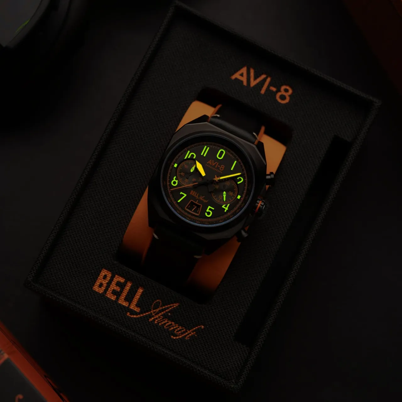 AVI-8 Bell X-1 Machbuster Chronograph Super Sonic Black AV411804 detay görseli 3