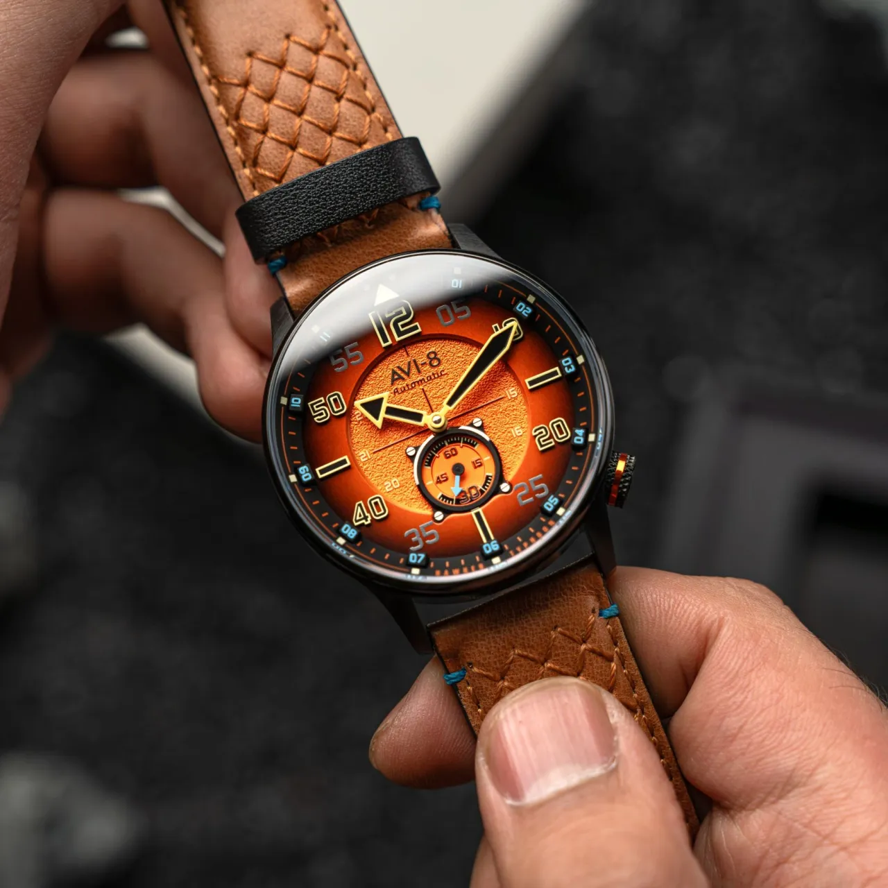 AVI-8 Hawker Typhoon Baldwin Automatic Burnt Orange AV411902 detay görseli 5