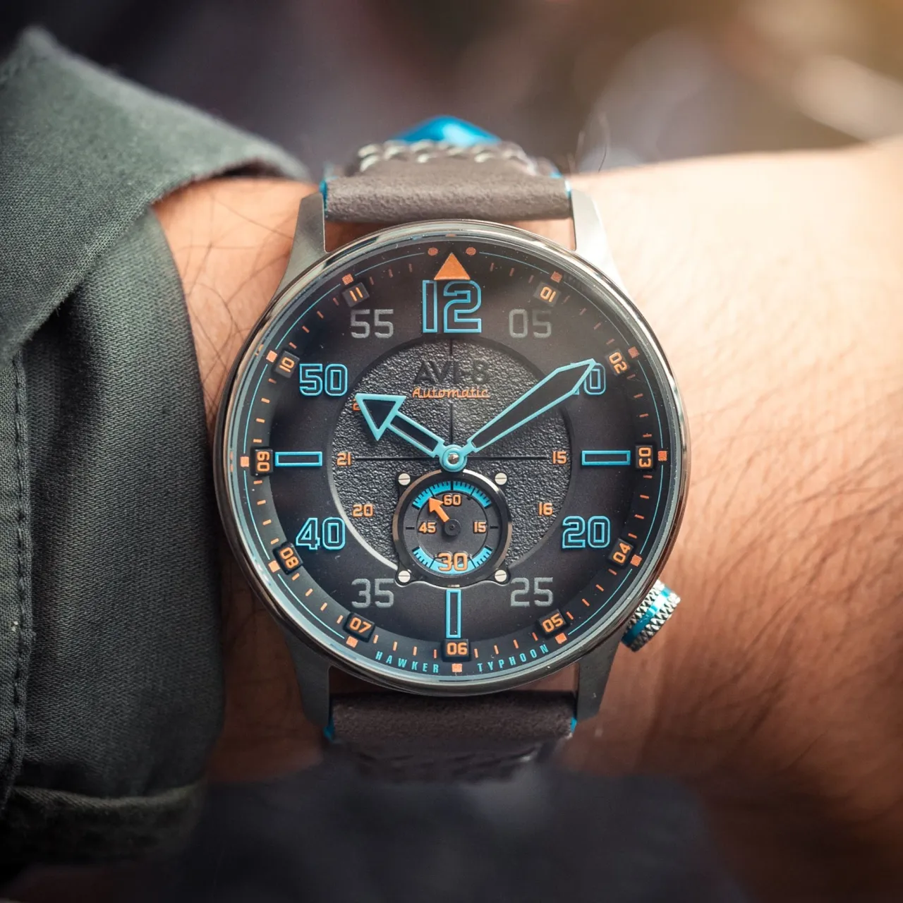 AVI-8 Hawker Typhoon Baldwin Automatic Iron Blue AV411903 detay görseli 2