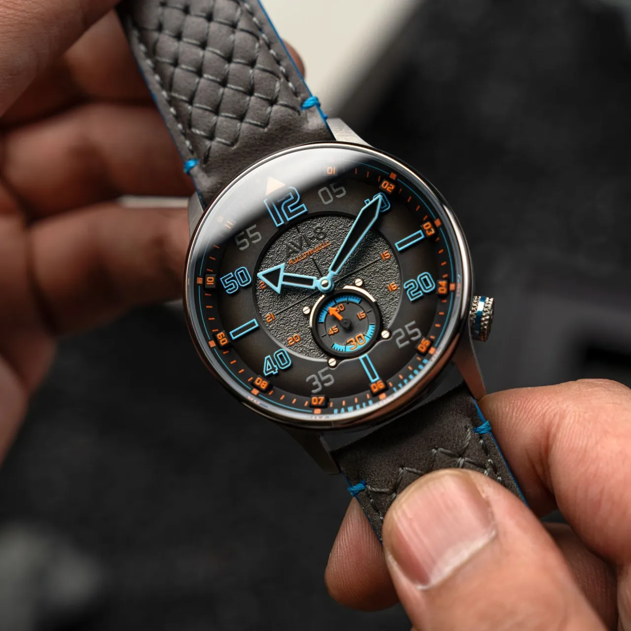 AVI-8 Hawker Typhoon Baldwin Automatic Iron Blue AV411903 detay görseli 5