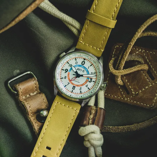 AVI-8 Flyboy Wingman Worldtimer GMT Automatic Sand Green AV412002 Görsel 11