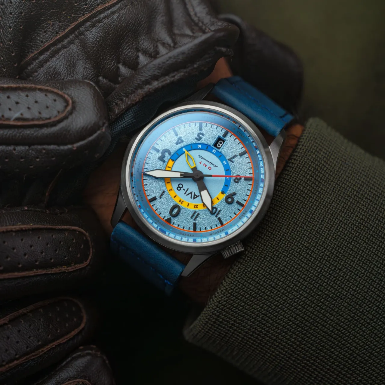 AVI-8 Flyboy Wingman Worldtimer GMT Automatic Blue AV412003 detay görseli 5