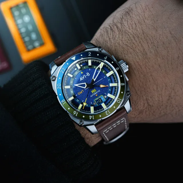 AVI-8 Hawker Hunter Atlas GMT Automatic Blue AV4122 Görsel 3