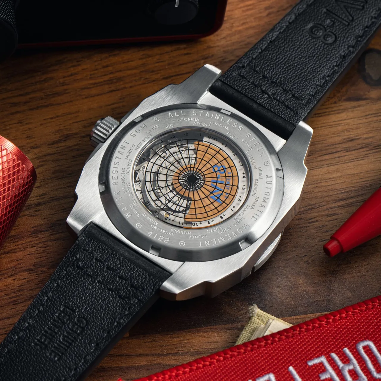 AVI-8 Hawker Hunter Atlas GMT Automatic Black AV412201 detay görseli 4
