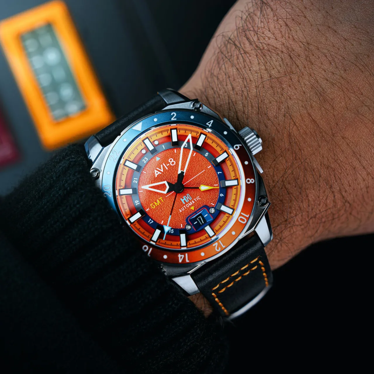 AVI-8 Hawker Hunter Atlas GMT Automatic Orangish Red AV412206 detay görseli 2