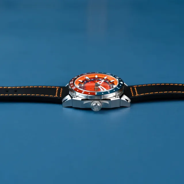 AVI-8 Hawker Hunter Atlas GMT Automatic Orangish Red AV412206 Görsel 4