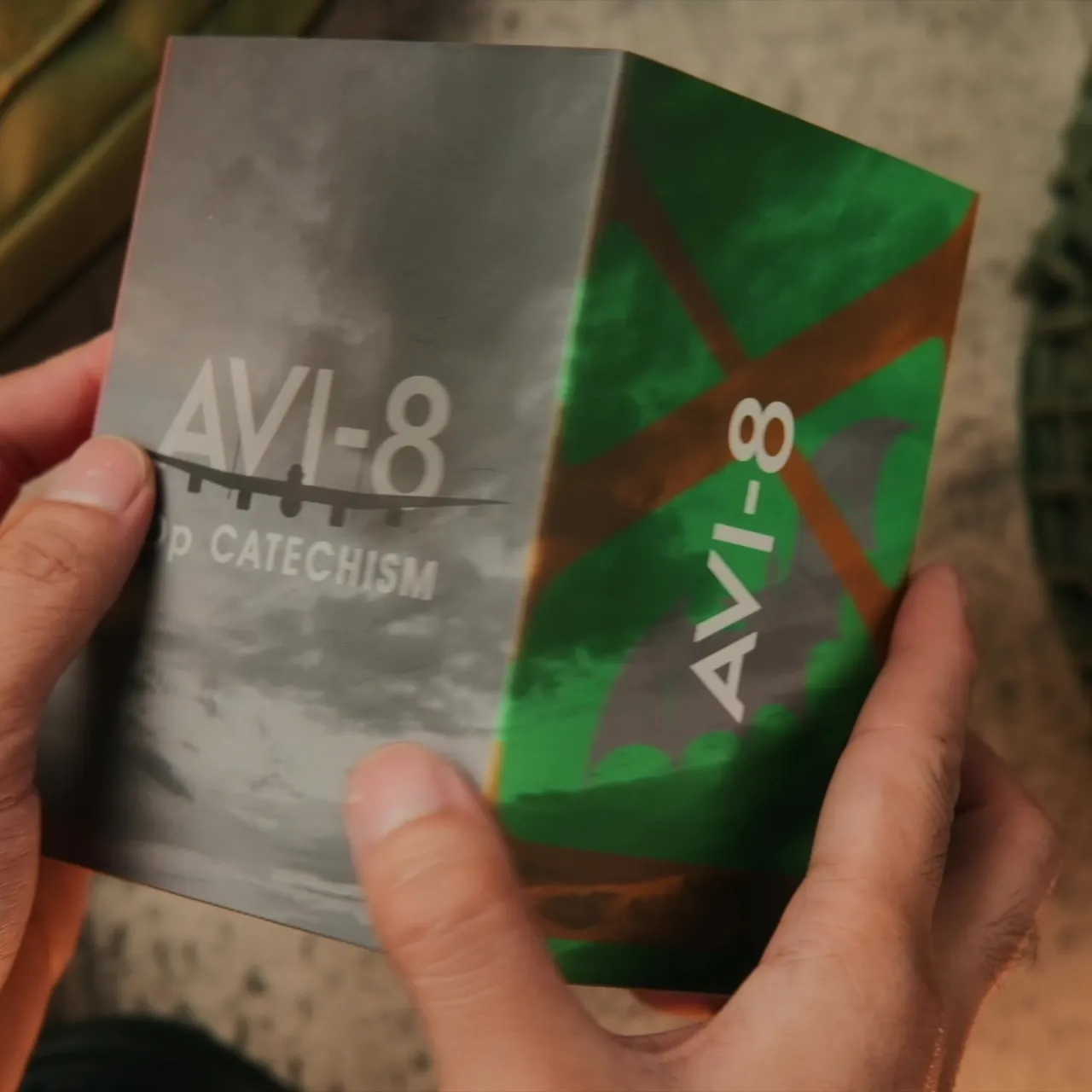 AVI-8 Dambuster Operation Catechism 80th Dual Time Chronograph Bat Green AV412402 detay görseli 1