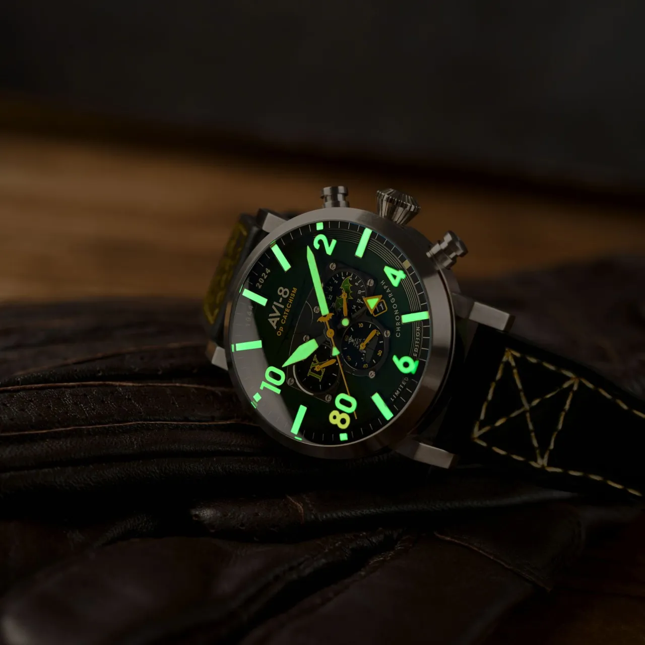 AVI-8 Dambuster Operation Catechism 80th Dual Time Chronograph Bat Green AV412402 detay görseli 4