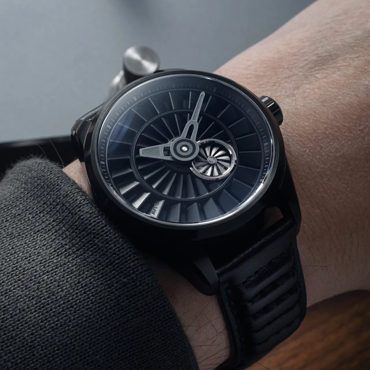 AVI-8 Hawker Harrier Pegasus Otomatik Piston Black AV412701 detay görseli 2