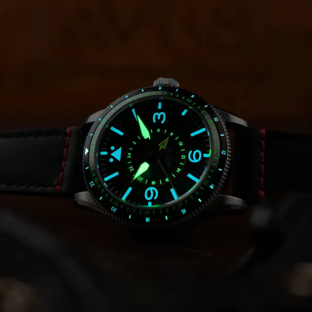 AVI-8 Flyboy Airmaster GMT Automatic Black AV412801 Görsel 5