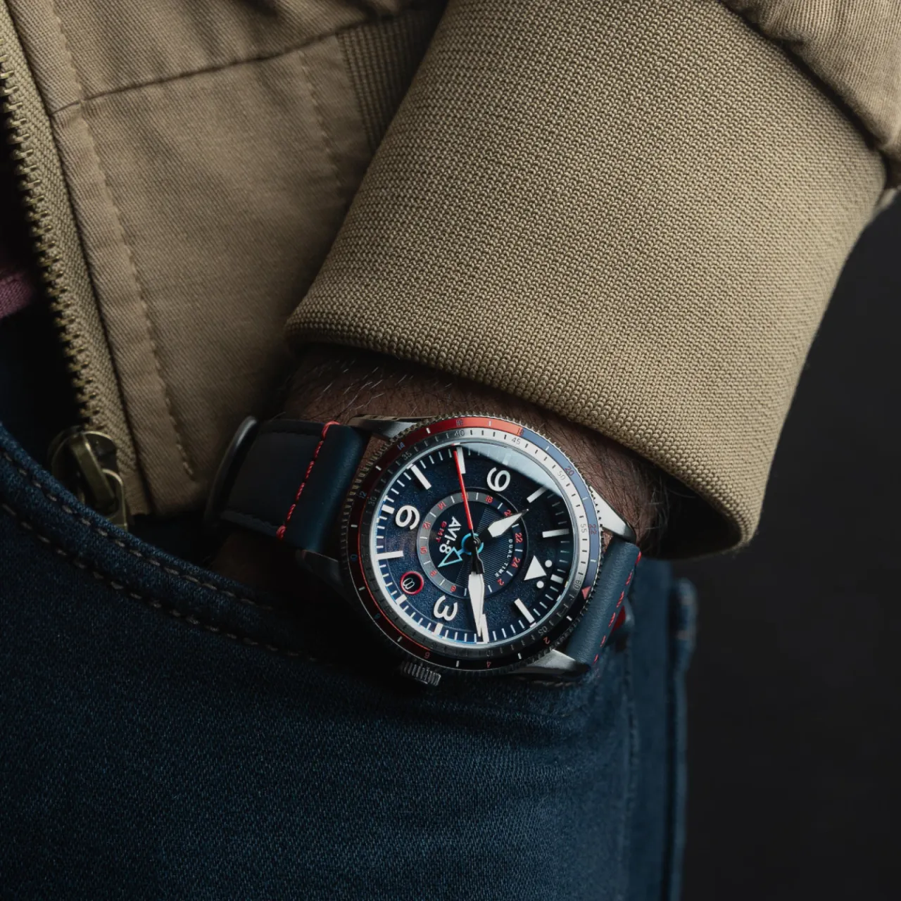 AVI-8 Flyboy Airmaster GMT Automatic Blue AV412804 detay görseli 3