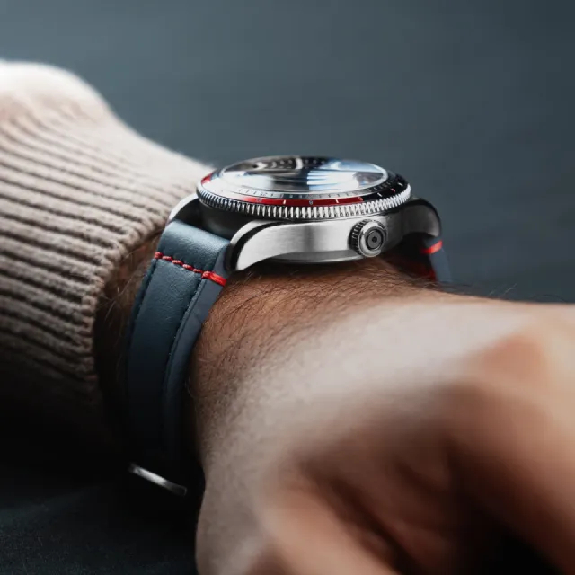 AVI-8 Flyboy Airmaster GMT Automatic Blue AV412804 Görsel 8