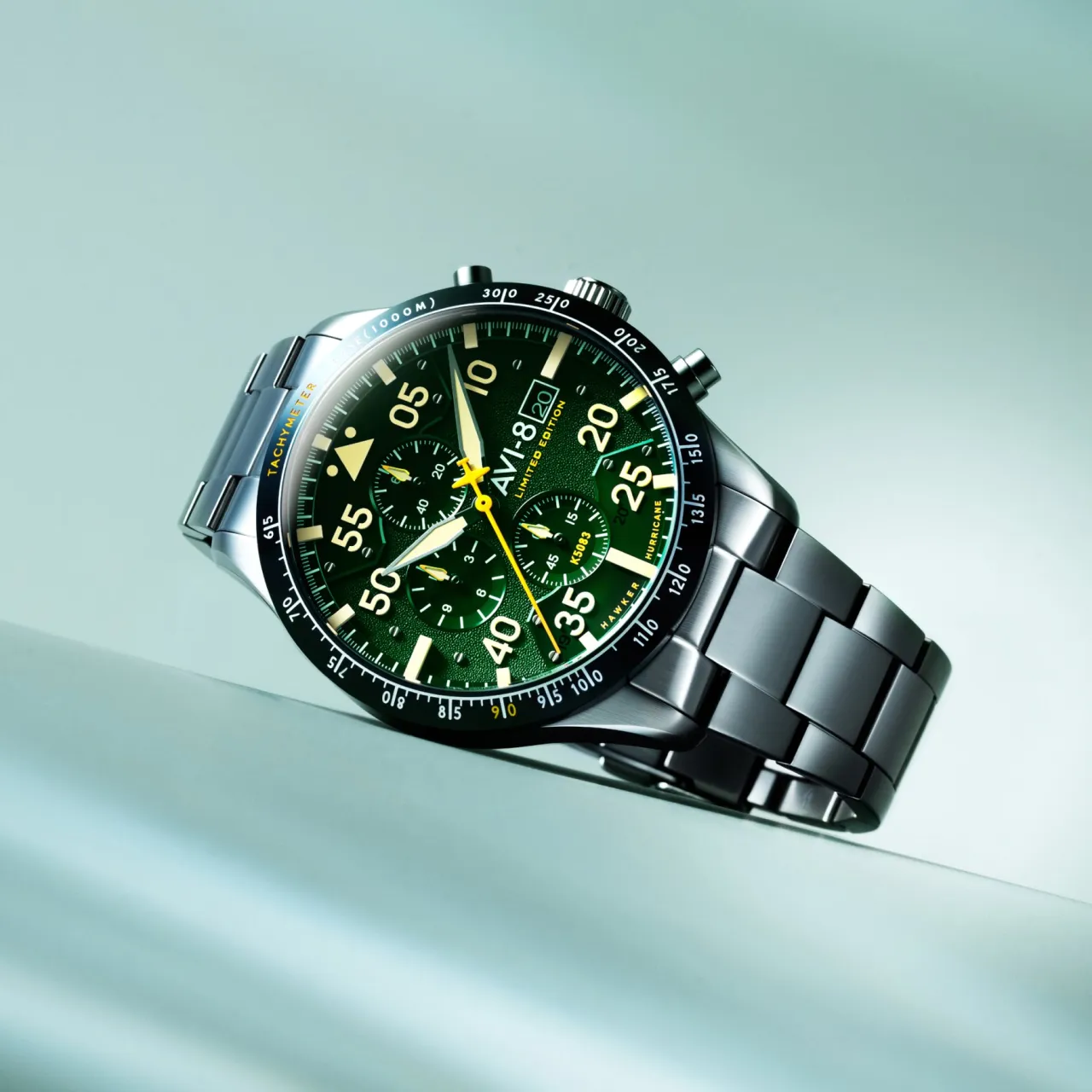 AVI-8 Hawker Hurricane 90th Anniversary Chronograph Limited Edition Tarmac Green AV413033 detay görseli 3