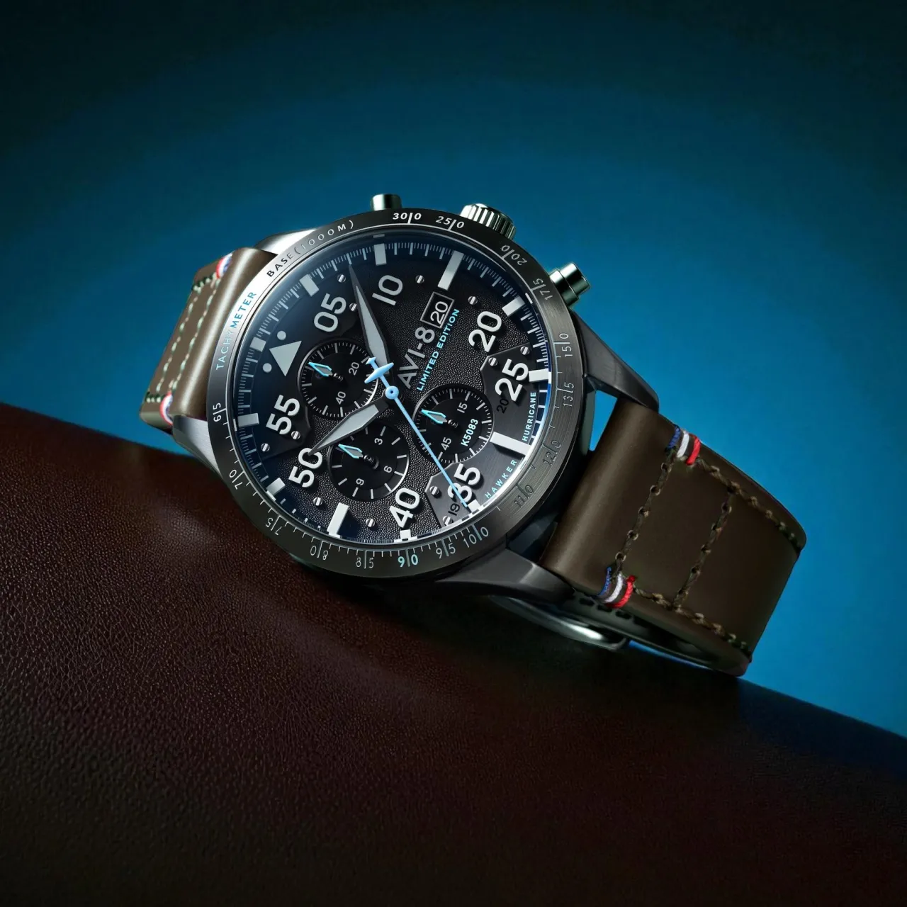 AVI-8 Hawker Hurricane 90th Anniversary Chronograph Limited Edition Hangar Grey AV413044 detay görseli 3