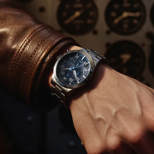 AVI-8 Hawker Hurricane 90th Anniversary Chronograph Limited Edition Hangar Grey AV413044 Görsel 3