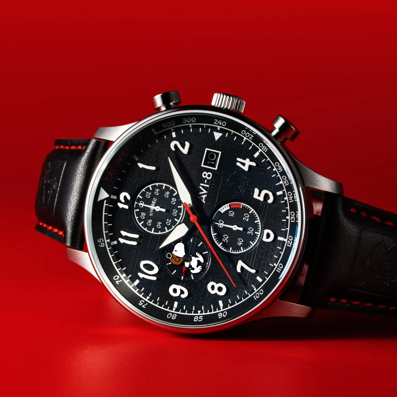 AVI-8 Hawker Hurricane Classic Chronograph Peanuts Snoopy Flying Ace Limited Edition Black AV413201 detay görseli 3