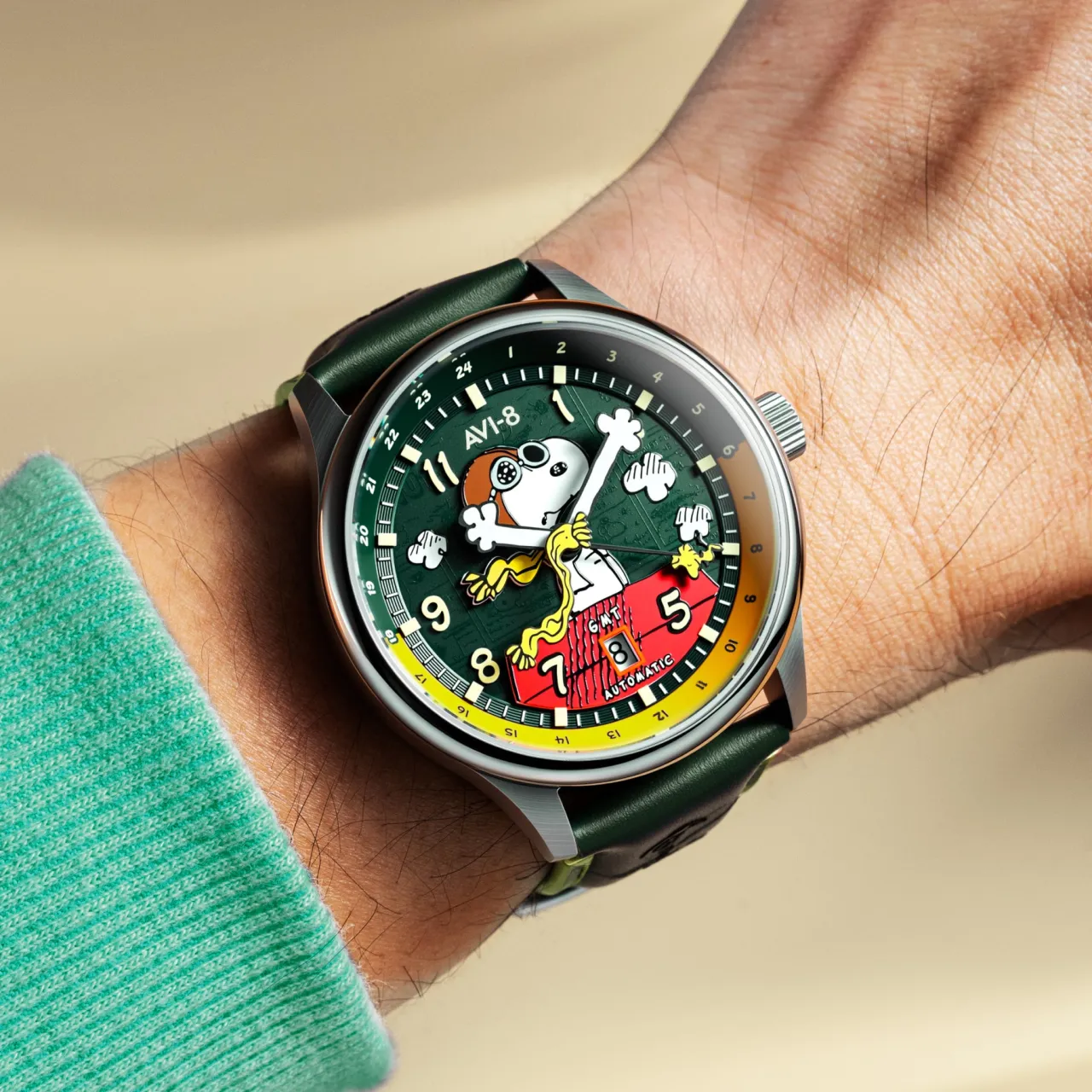 AVI-8 Hawker Hurricane Kent GMT Automatic Green AV413604 detay görseli 2