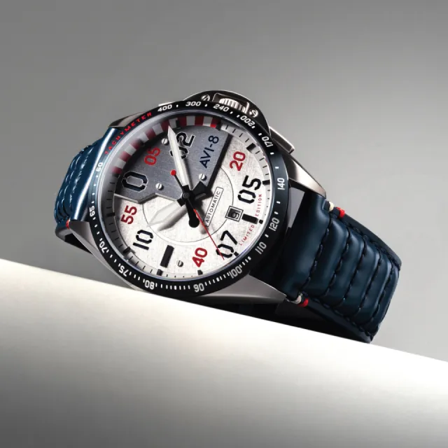 AVI-8 P-51 Mustang Hitchcock Automatic Silver AV414601 Görsel 4