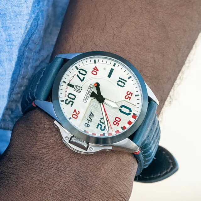 AVI-8 P-51 Mustang Hitchcock Automatic Silver AV414601 Görsel 10