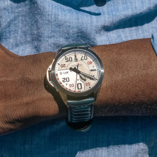 AVI-8 P-51 Mustang Hitchcock Automatic Silver AV414601 Görsel 11