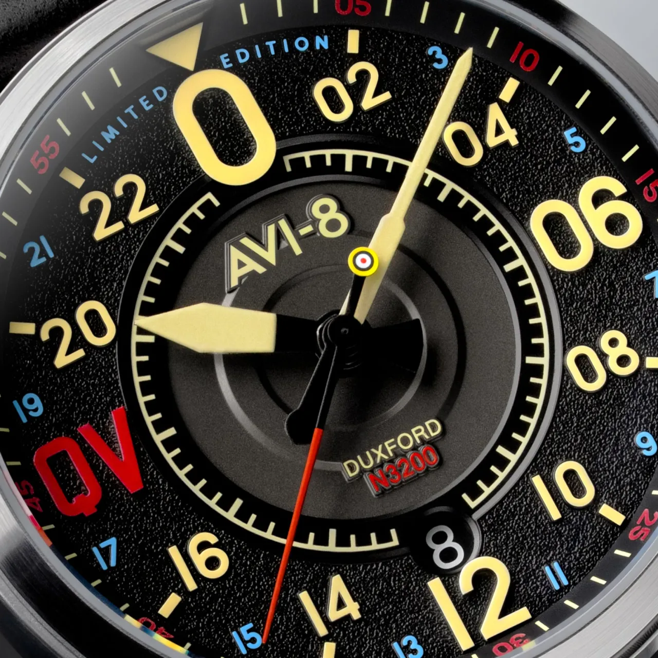 AVI-8 Spitfire N3200 Imperial War Museums 24 Hour Automatic Limited Edition AV414901 detay görseli 5