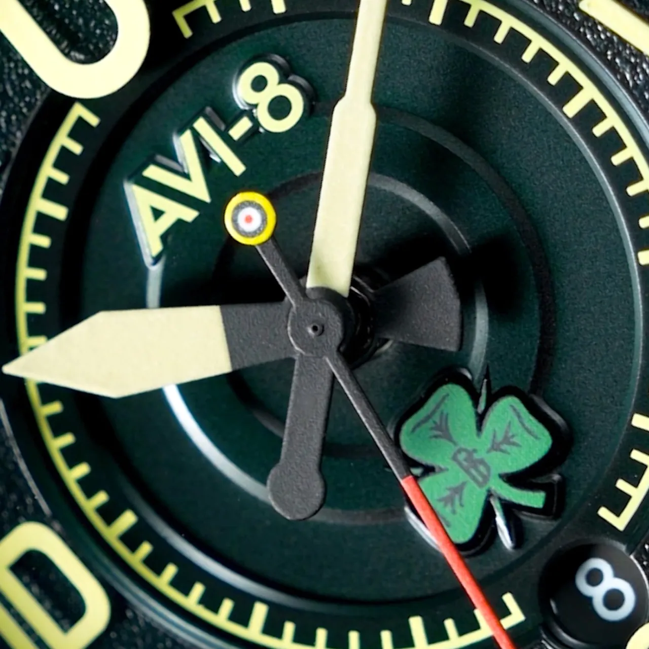 AVI-8 Spitfire Smith 24 Hour Automatic Paddy Green AV415401 detay görseli 1