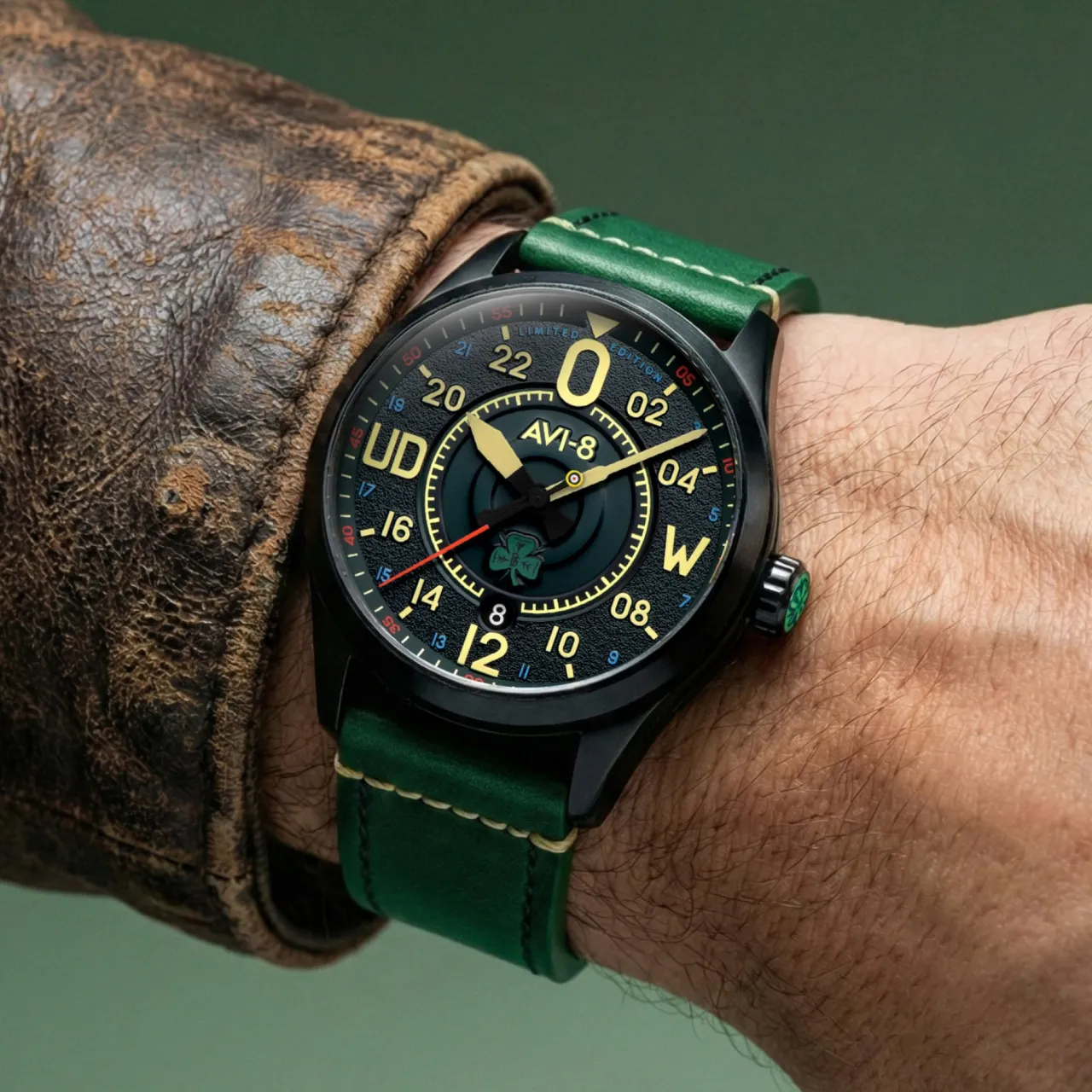 AVI-8 Spitfire Smith 24 Hour Automatic Paddy Green AV415401 detay görseli 2