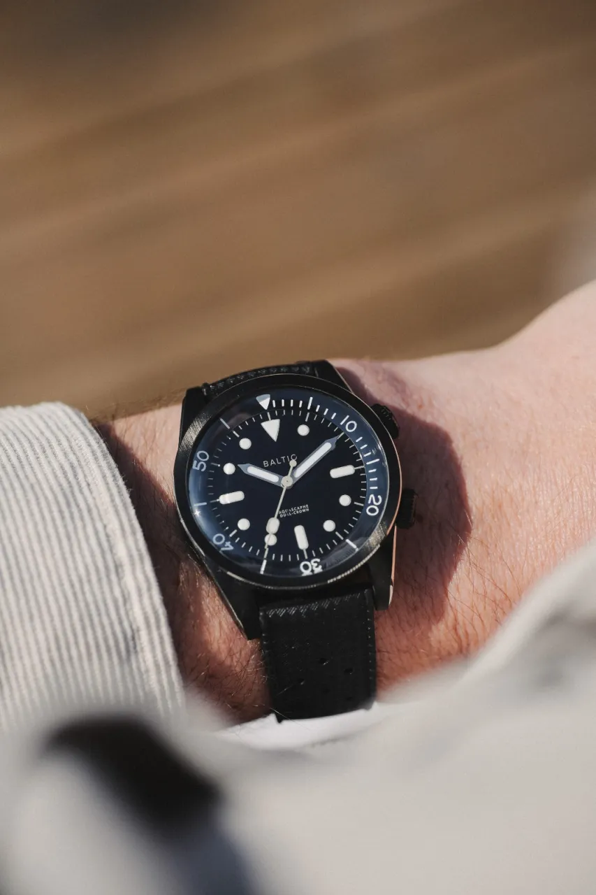 Baltic Aquascaphe Dual-Crown PVD Black Otomatik 39mm detay görseli 4