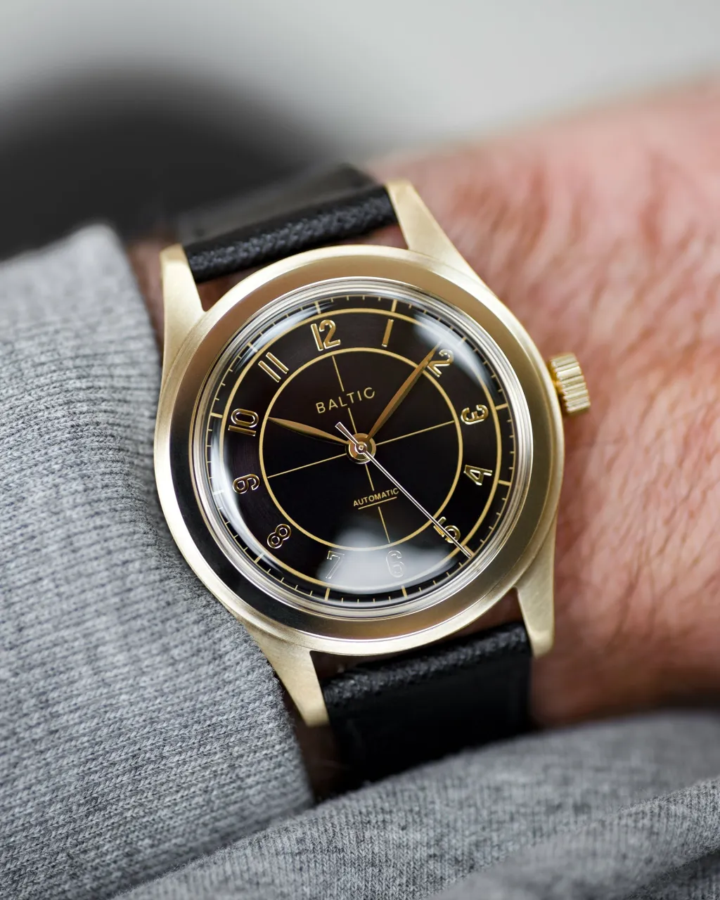 Baltic HMS 002 Gold PVD Black Otomatik detay görseli 4