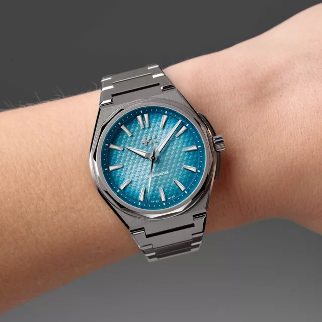 Christopher Ward The Twelve 36 Ti Lagoon Blue C12-36AHC1-T00B0-B0 Görsel 2