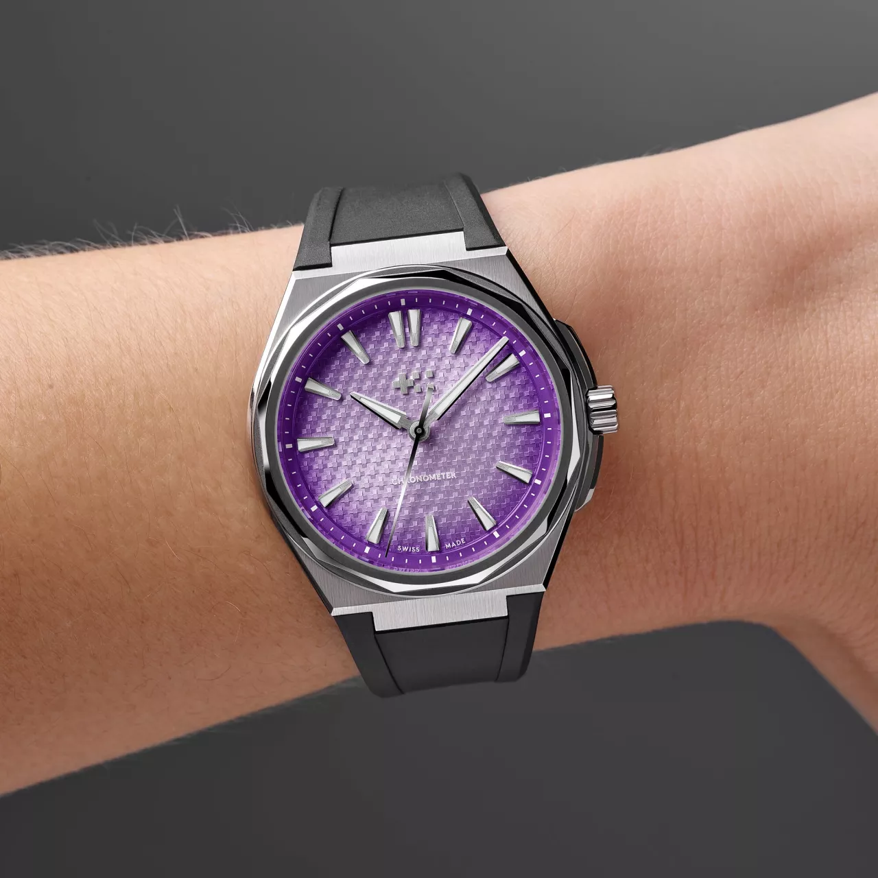 Christopher Ward The Twelve 36 Ti Cosmic Purple C12-36AHC1-T00P0-RK detay görseli 1