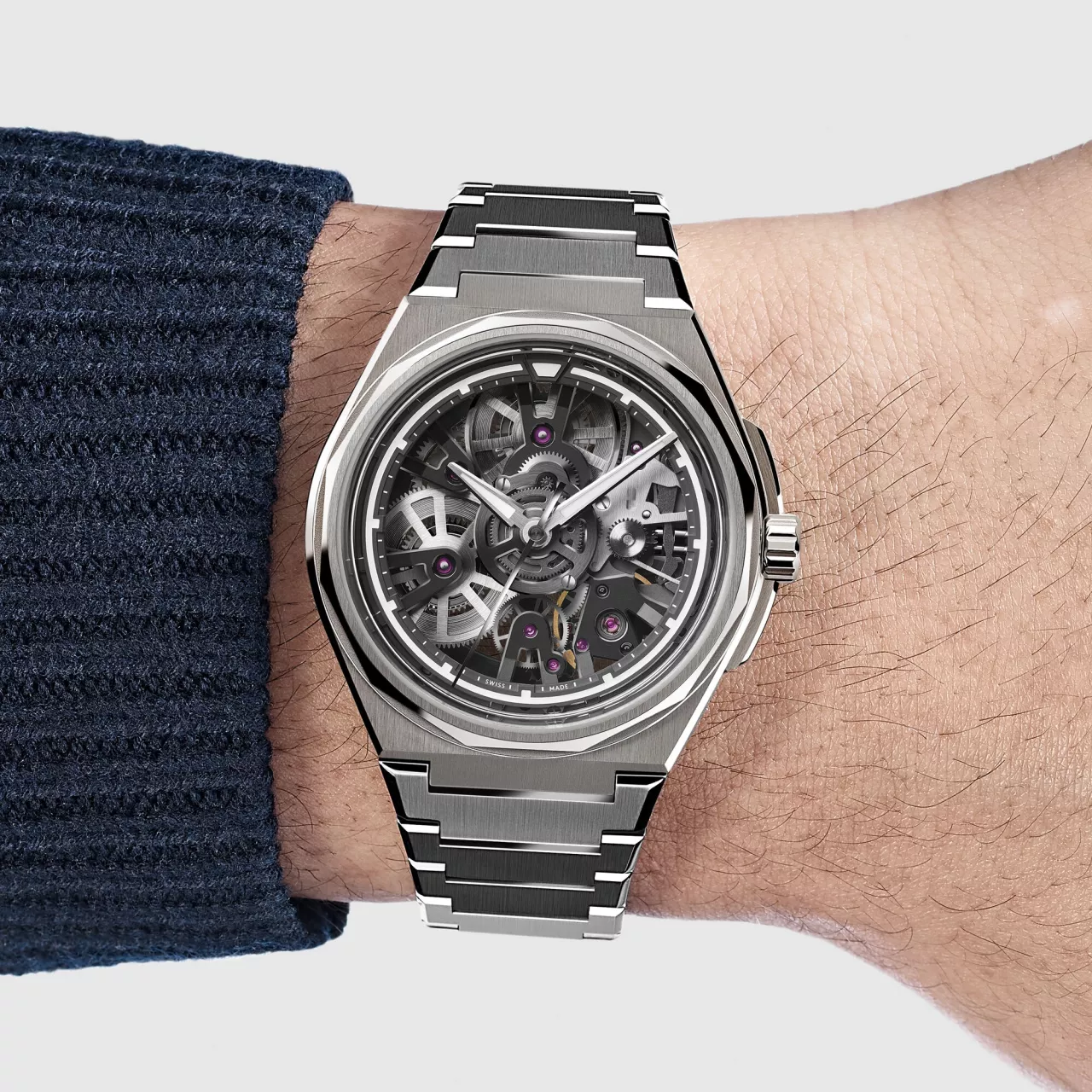 Christopher Ward Twelve X Ti Black C12-41A5D1-T00K0-B0 detay görseli 1