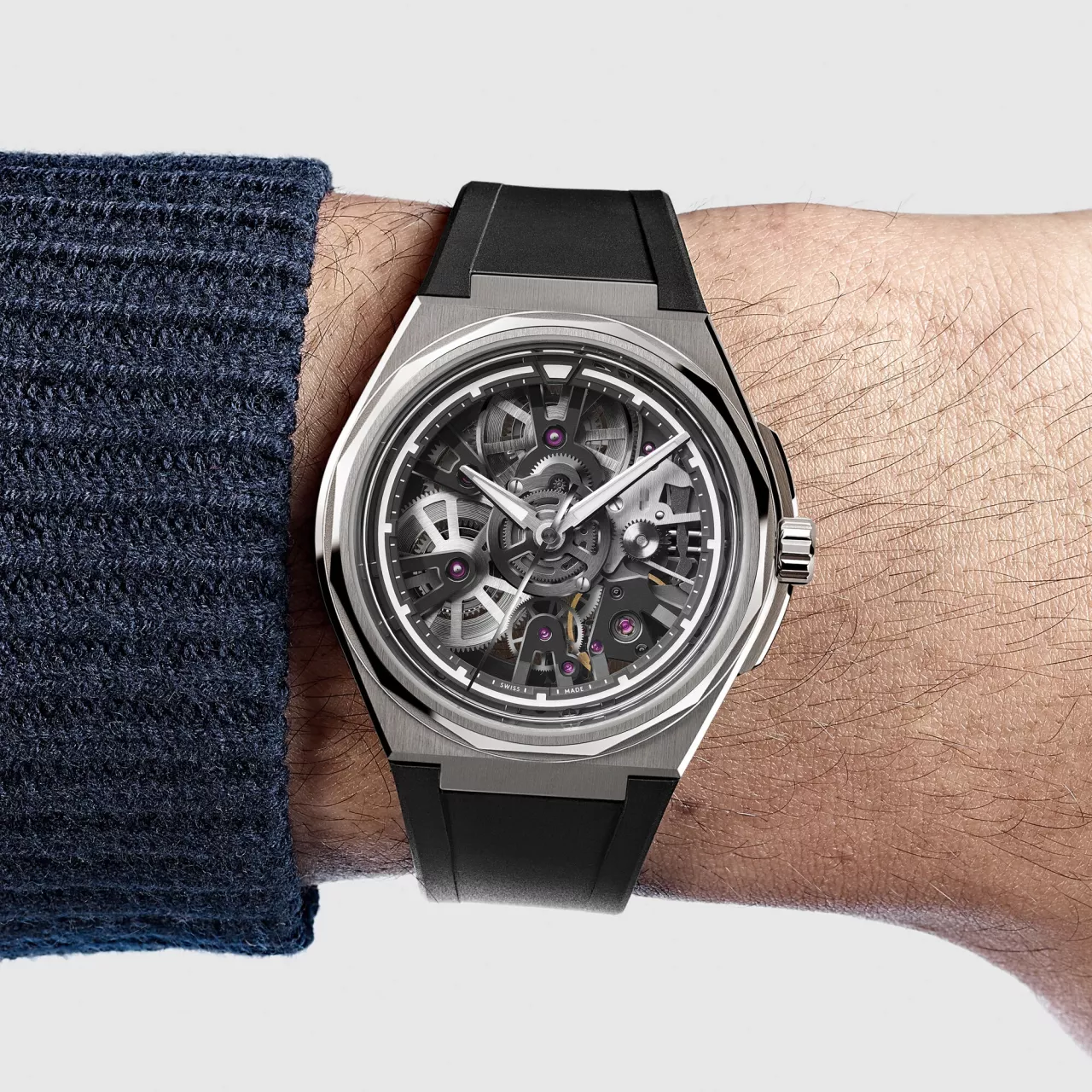 Christopher Ward Twelve X Ti Black C12-41A5D1-T00K0-RK detay görseli 1