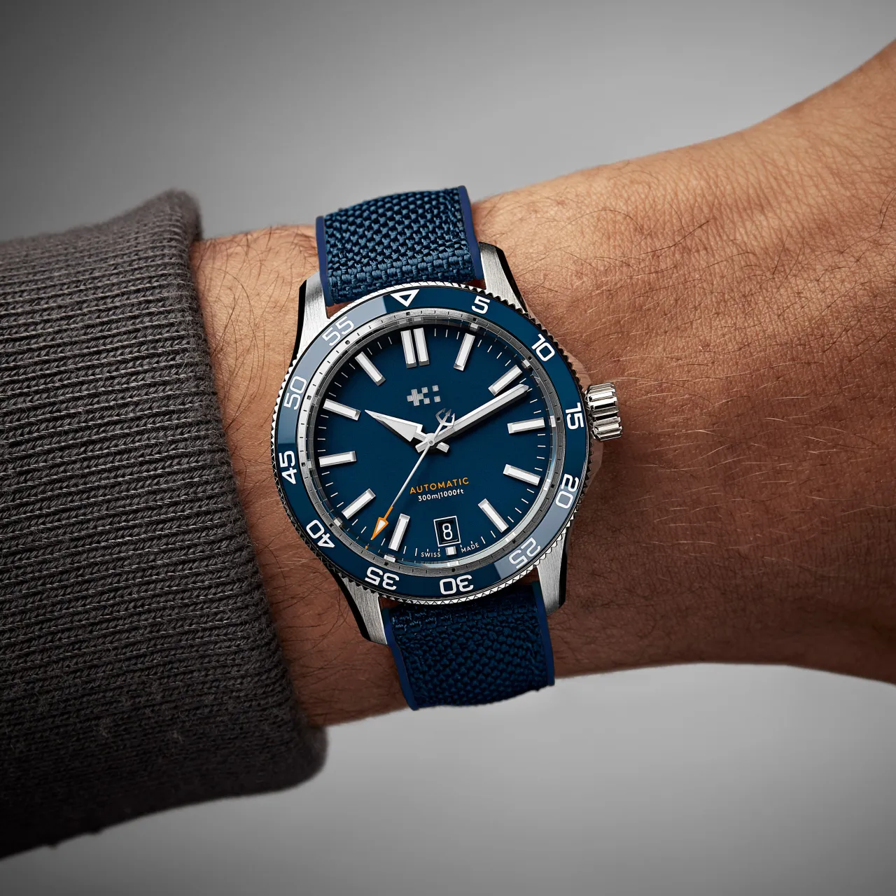 Christopher Ward C60 Trident Pro 300 Otomatik Mavi C6038ADA31S0BB1HB detay görseli 1