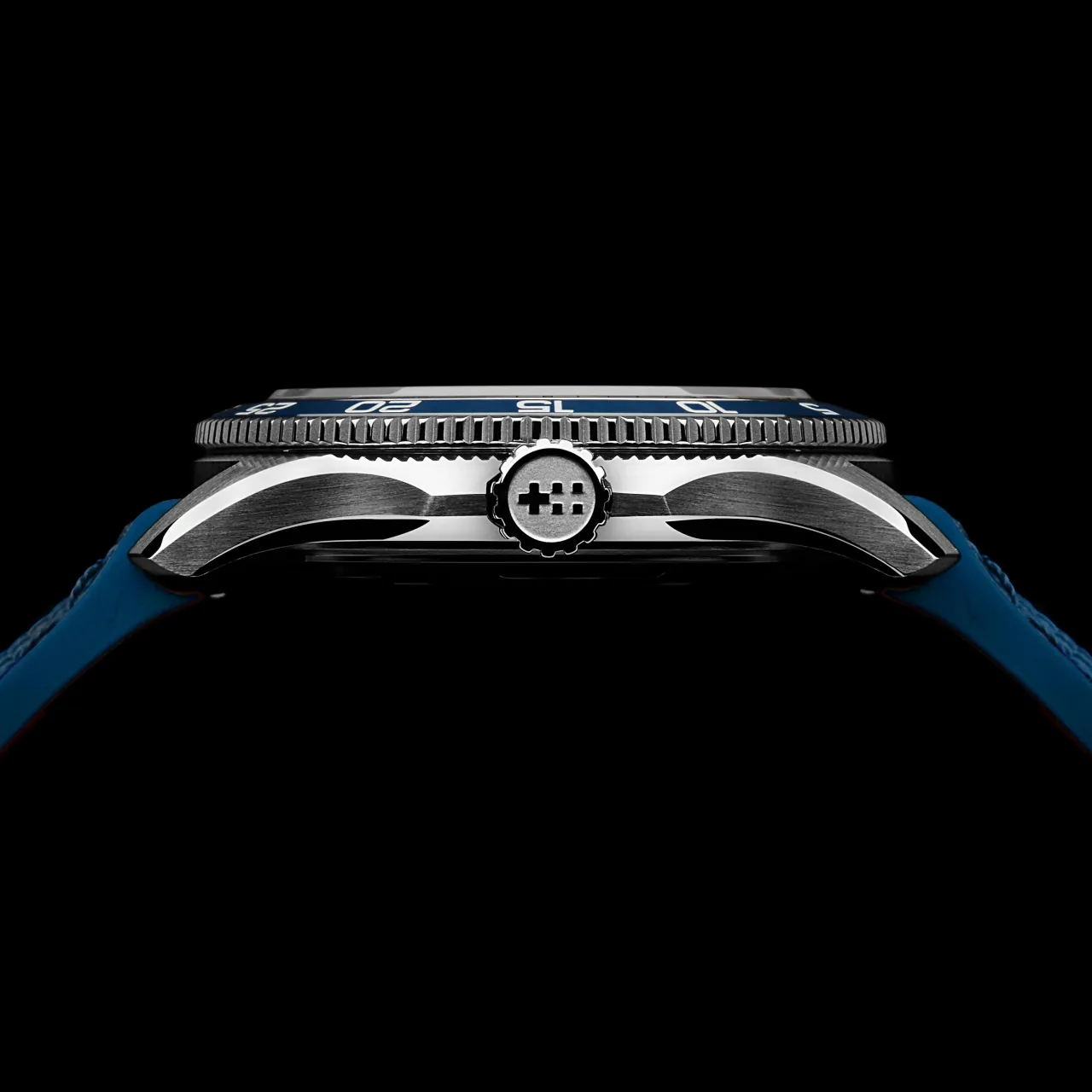 Christopher Ward C60 Trident Pro 300 Otomatik Mavi C6038ADA31S0BB1HB detay görseli 5
