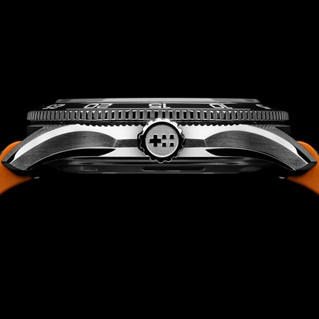 Christopher Ward C60 Trident Pro 300 Otomatik Beyaz C6038ADA31S0KW1RO Görsel 6