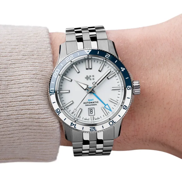 Christopher Ward C60 Trident GMT 300 Otomatik Beyaz C6040AGM31S0BW0B1 Görsel 2