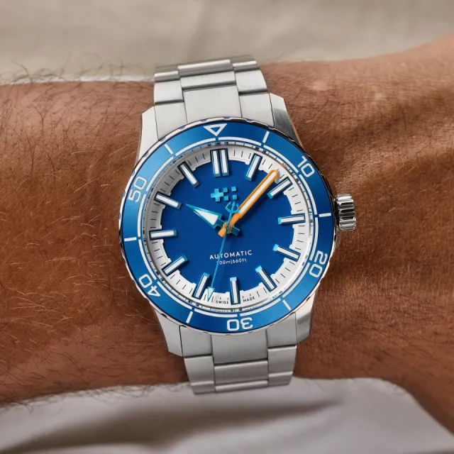 Christopher Ward C60 Trident Reef Otomatik Helio Blue C6041A3H31S0BB0RY Görsel 2