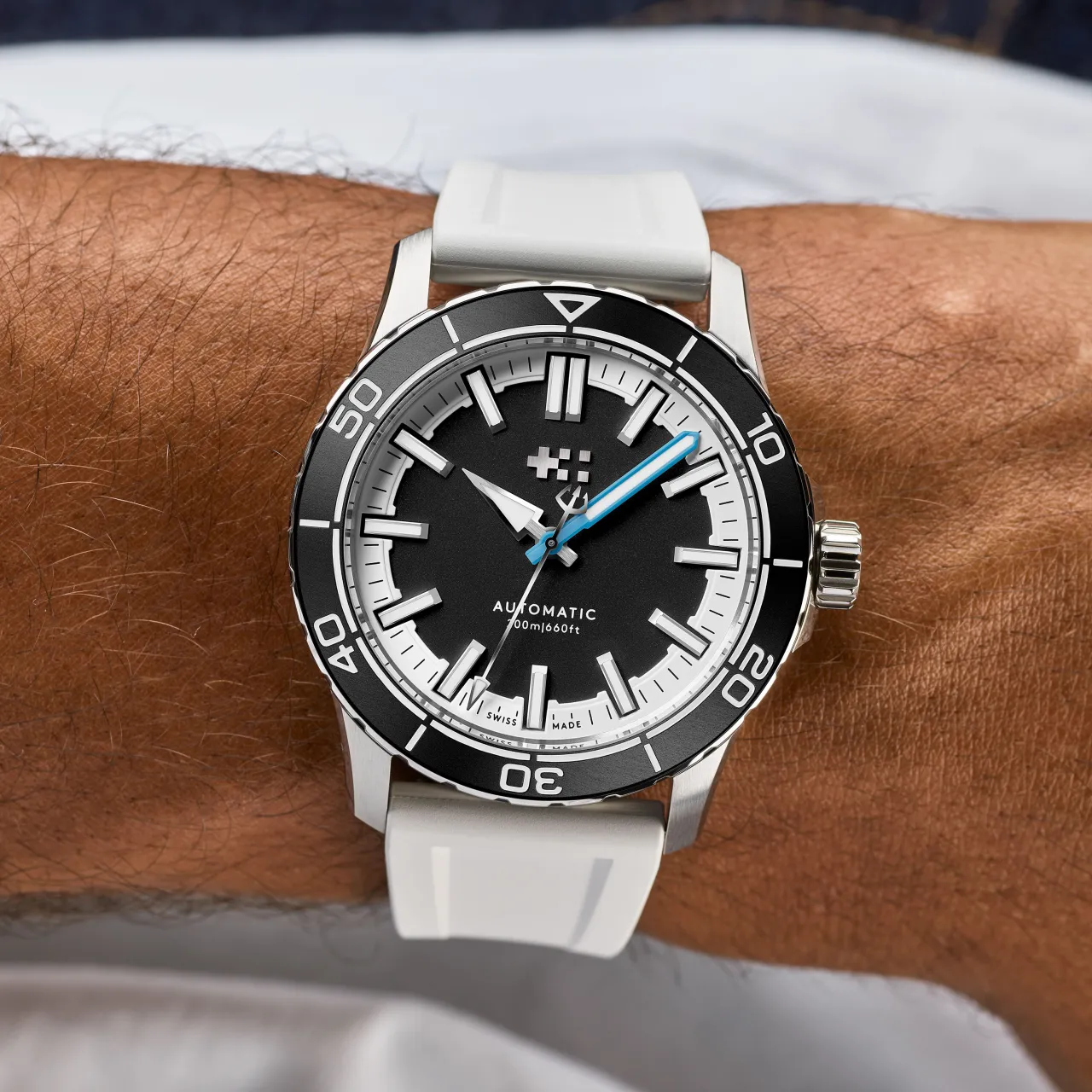 Christopher Ward C60 Trident Reef Otomatik Galaxea Black C6041A3H31S0KK0RW detay görseli 1