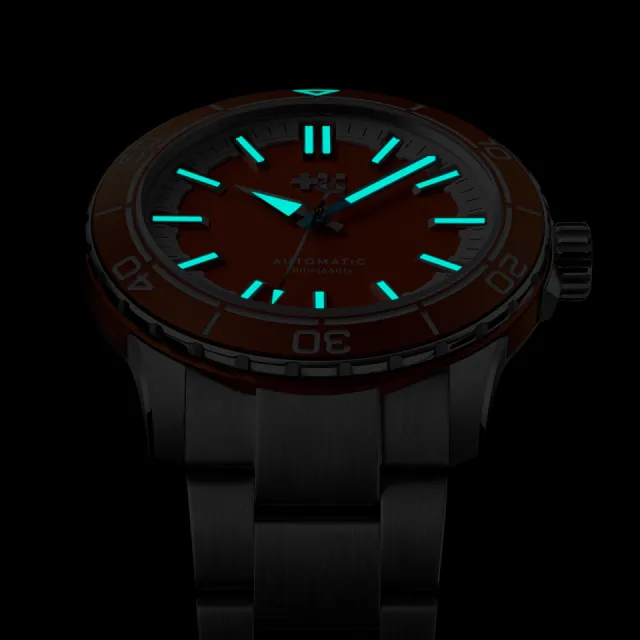 Christopher Ward C60 Trident Reef Otomatik Tuba Orange C6041A3H31S0OO0RV Görsel 6