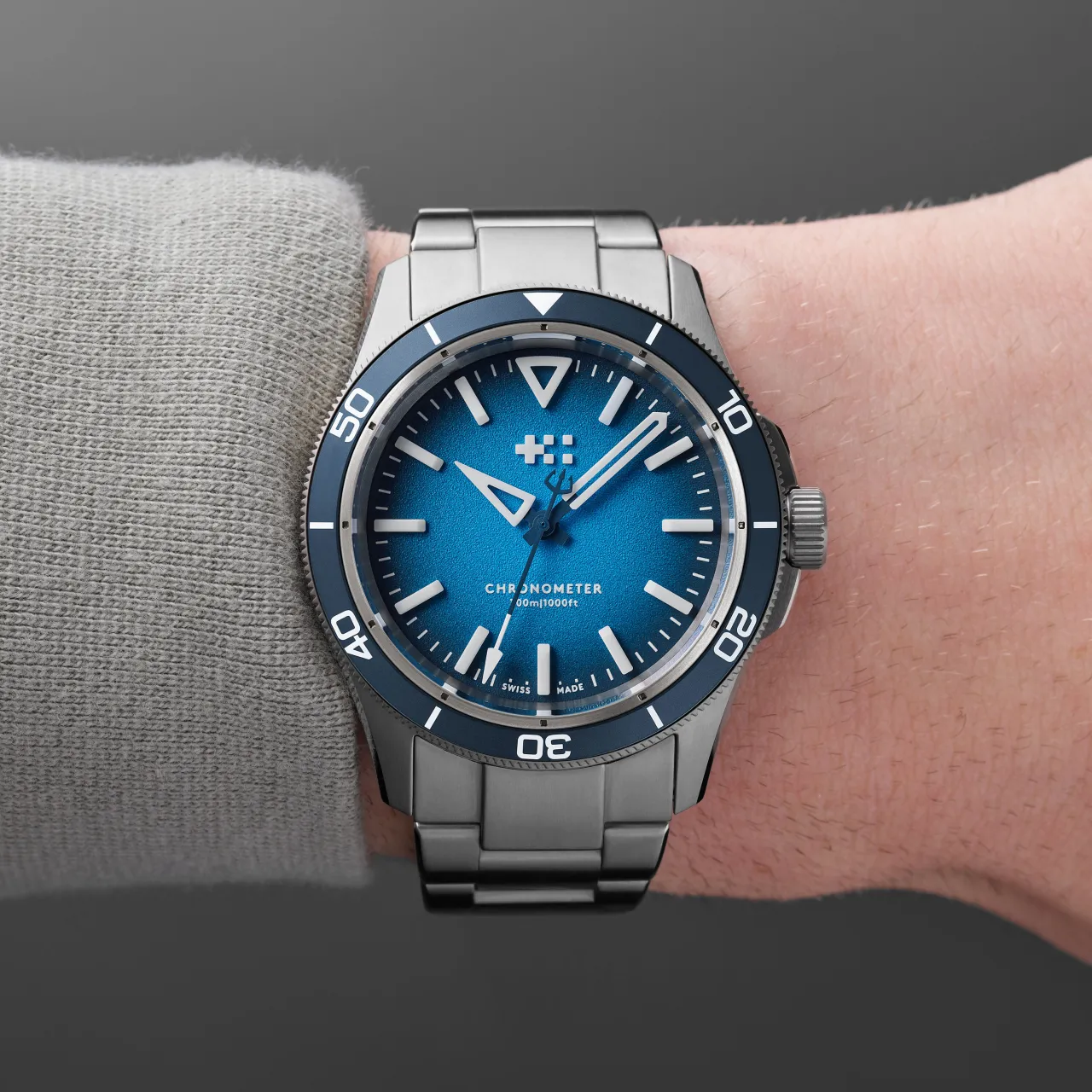 Christopher Ward C60 Trident Lumière Otomatik Mavi C6041C3H31T0BB0B0 detay görseli 1