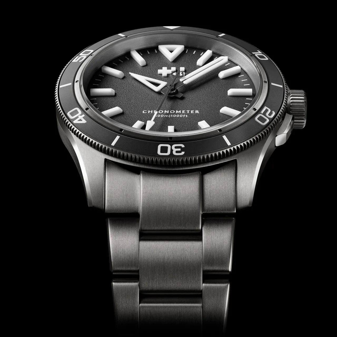 Christopher Ward C60 Trident Lumière Otomatik Black C6041C3H31T0KK0RO detay görseli 4