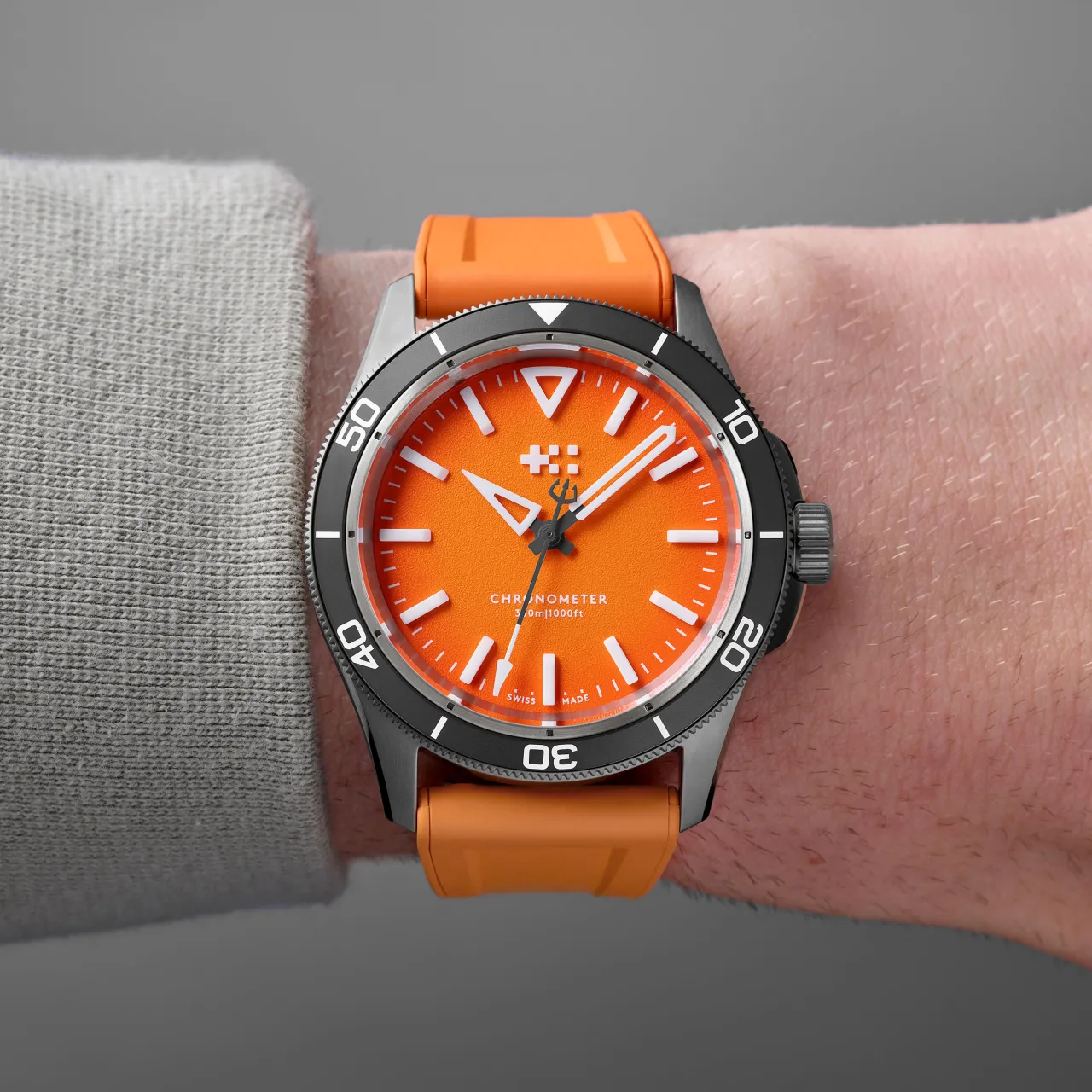 Christopher Ward C60 Trident Lumière Otomatik Orange C6041C3H31T0KO0RO detay görseli 1