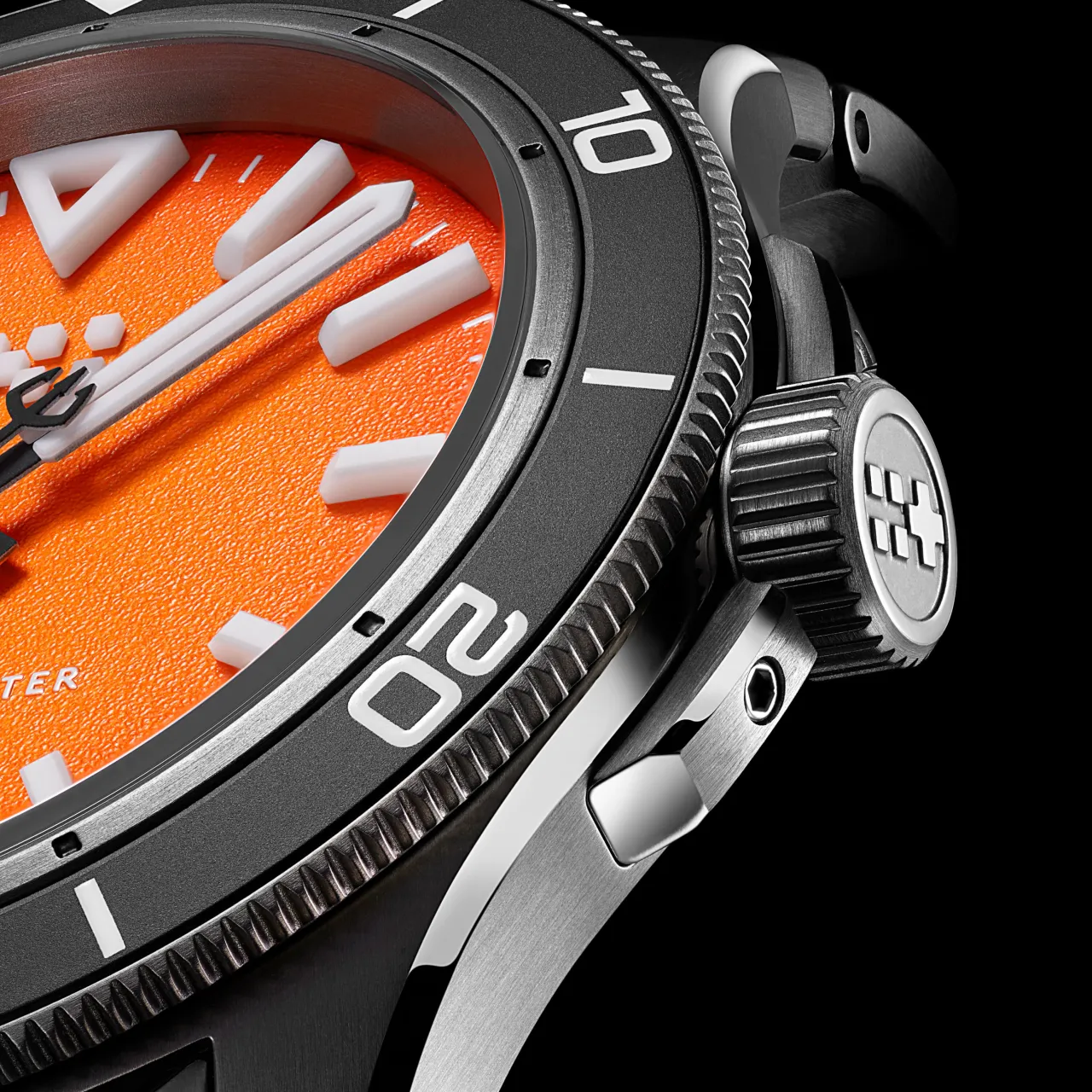 Christopher Ward C60 Trident Lumière Otomatik Orange C6041C3H31T0KO0RO detay görseli 3