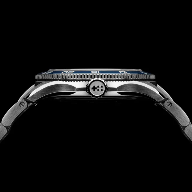 Christopher Ward C60 Trident Pro 300 Otomatik Mavi C6042ADA31S0BB1B0 Görsel 6